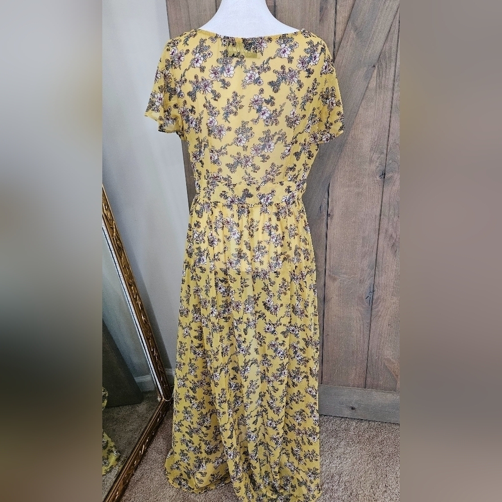Meghan Los Angeles Yellow Floral High Low Duster Button Front Maxi Top. Med - Picture 13 of 16